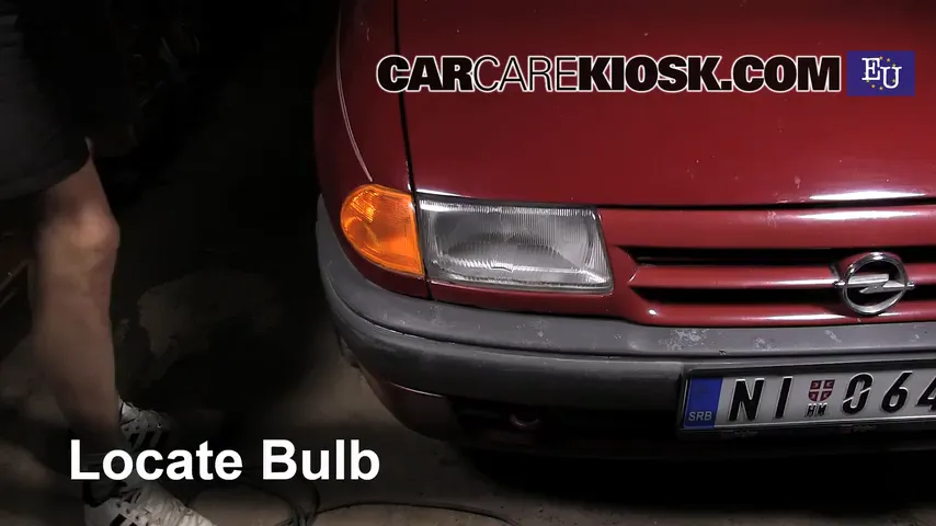 1993 Opel Astra F 1.4L 4 Cyl. Éclairage Feu de jour (remplacer l'ampoule)